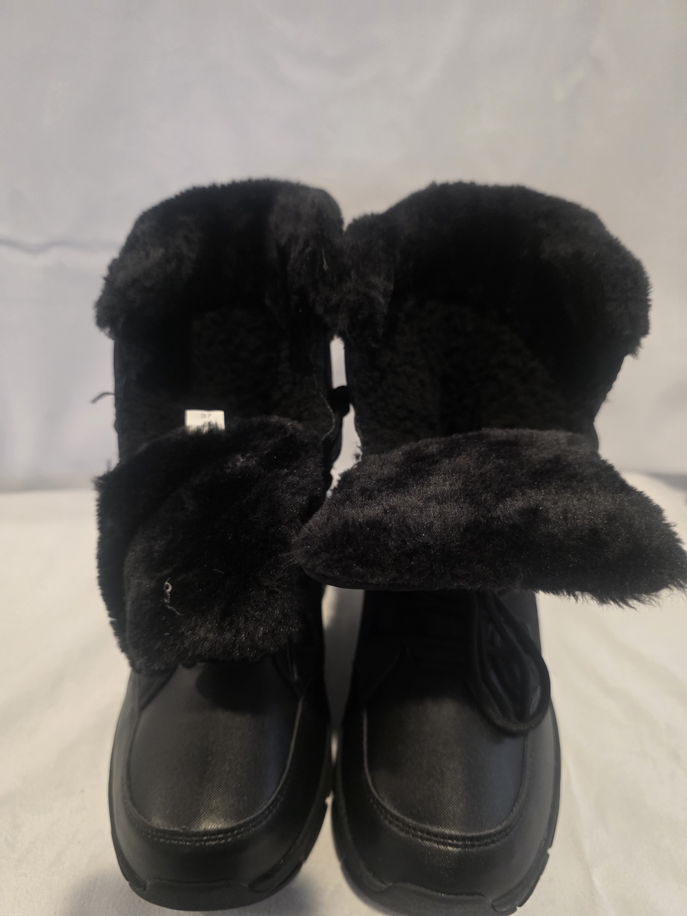 Black Athletic Shoes - Unbranded - Picture 6 of 6